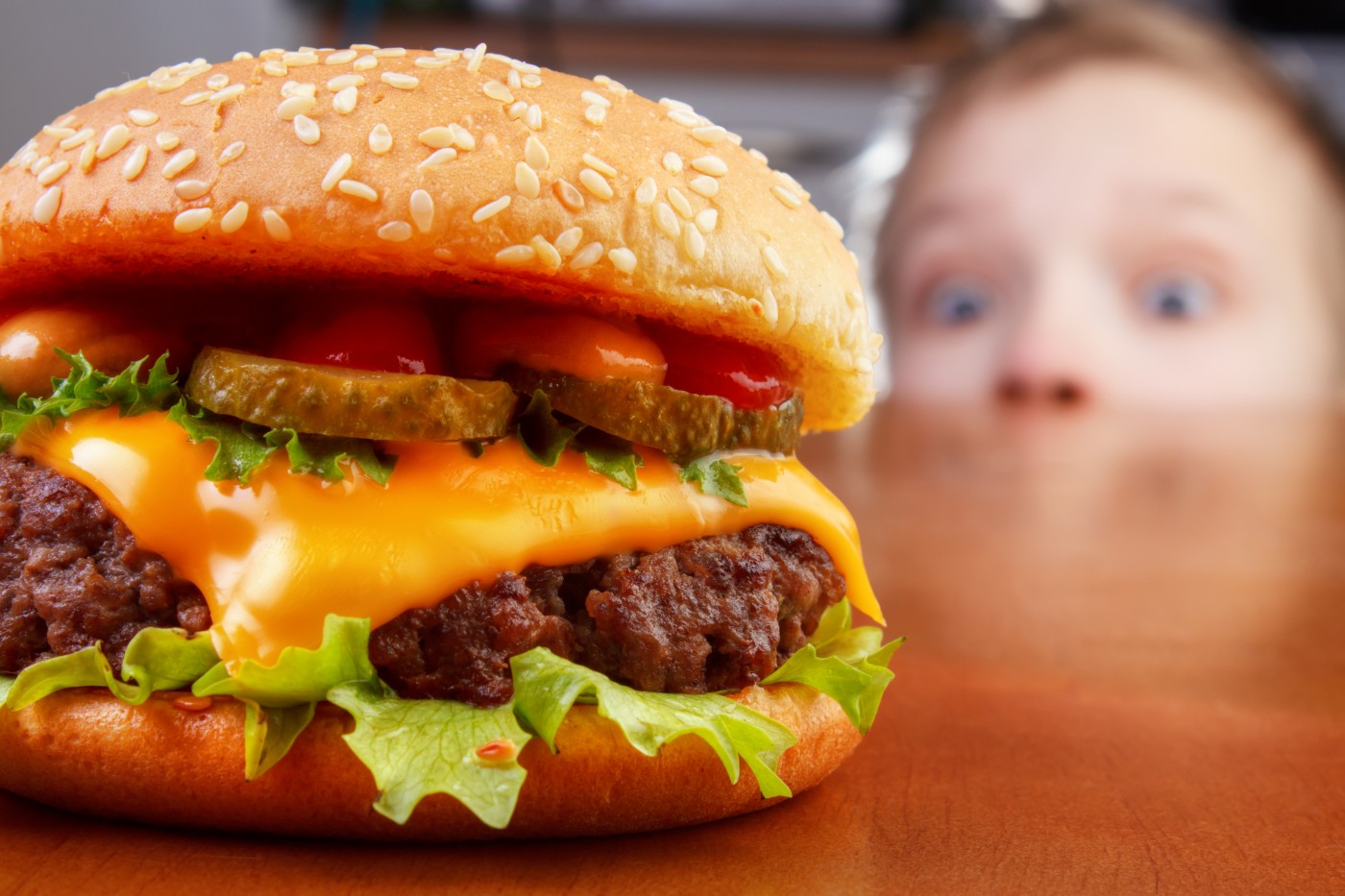 Résultat de recherche d'images pour "What causes obesity in children? What should be done?"